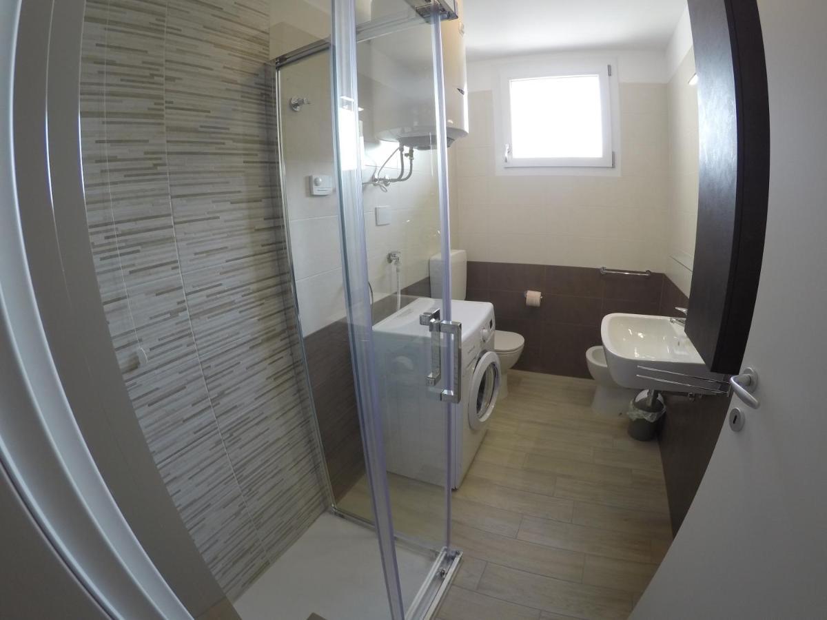 Residence Caorle Trilocale Con Piscina Esterno foto